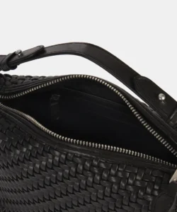261380-black-interior Bolso de mano trenzado Katie