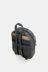 Mochila con compartimento frontal Anekke Studio