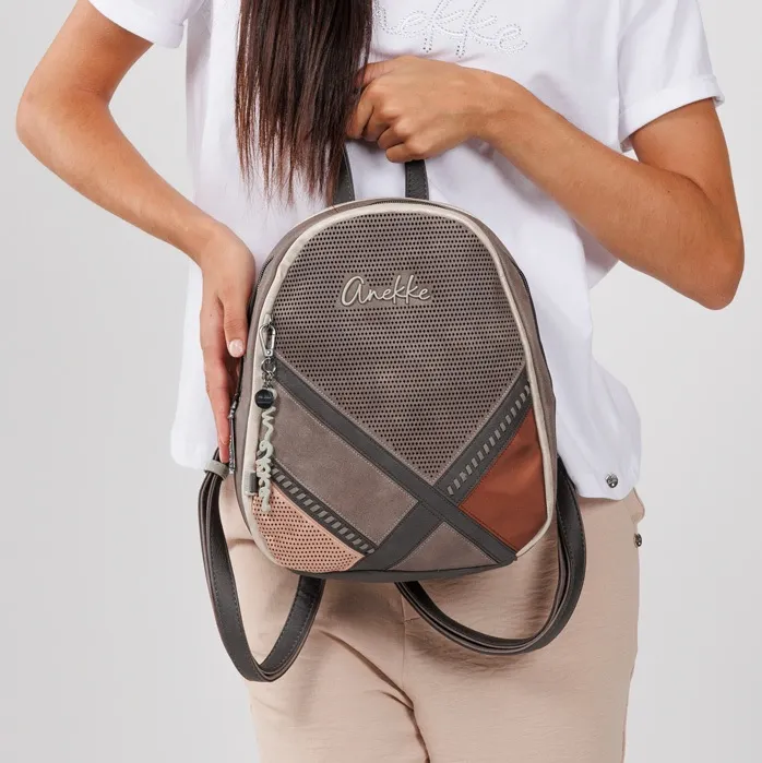 Mochila ovalada Symmetra