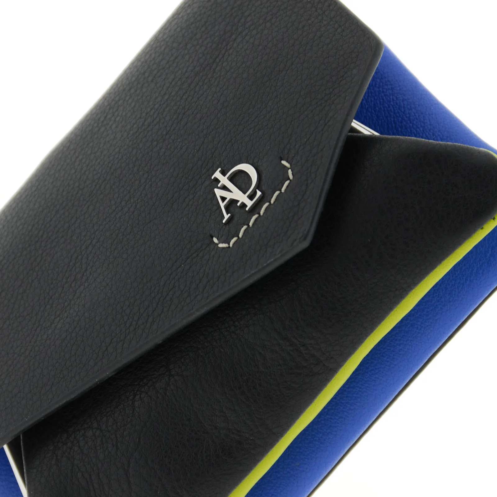 8074-1-C6 Monedero tarjetero en piel multicolor con solapa