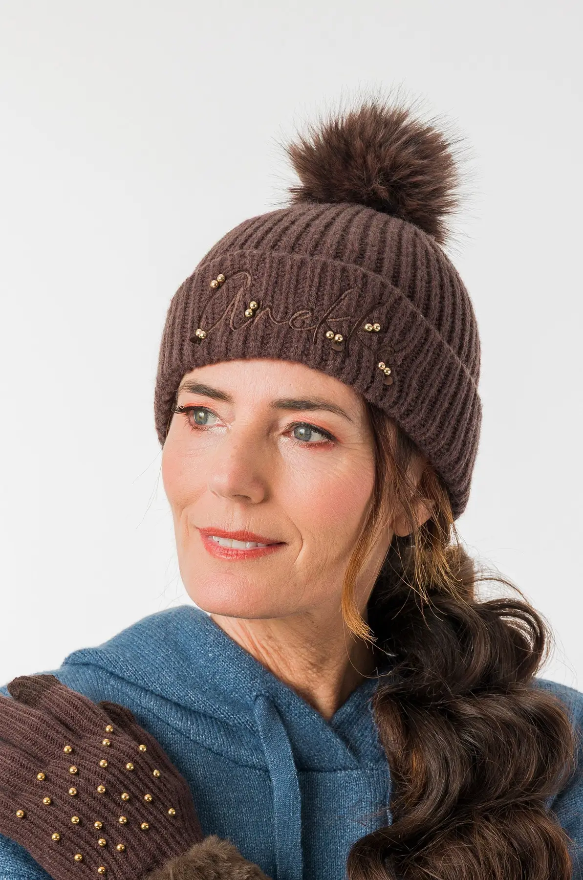 Probados_43471-312 Gorro de punto marrón oscuro Anekke con pompón