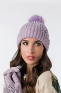 Probados_43481-331_2 Gorro de punto violeta Anekke con lentejuelas y pompón