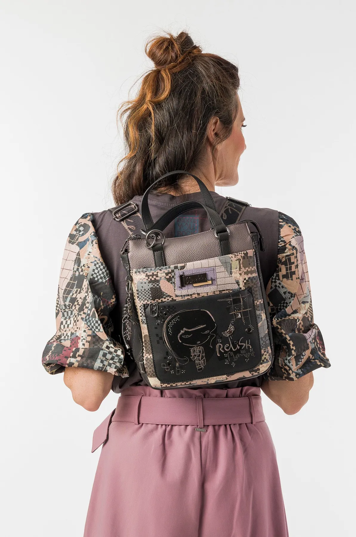 Mochila convertible Anekke Iron con asas extraíbles