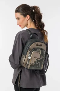 Mochila grande ovalada Anekke Melody