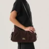 Bolso bandolera de antelina Nogal Victorio & Lucchino - Thumbnail Image 5