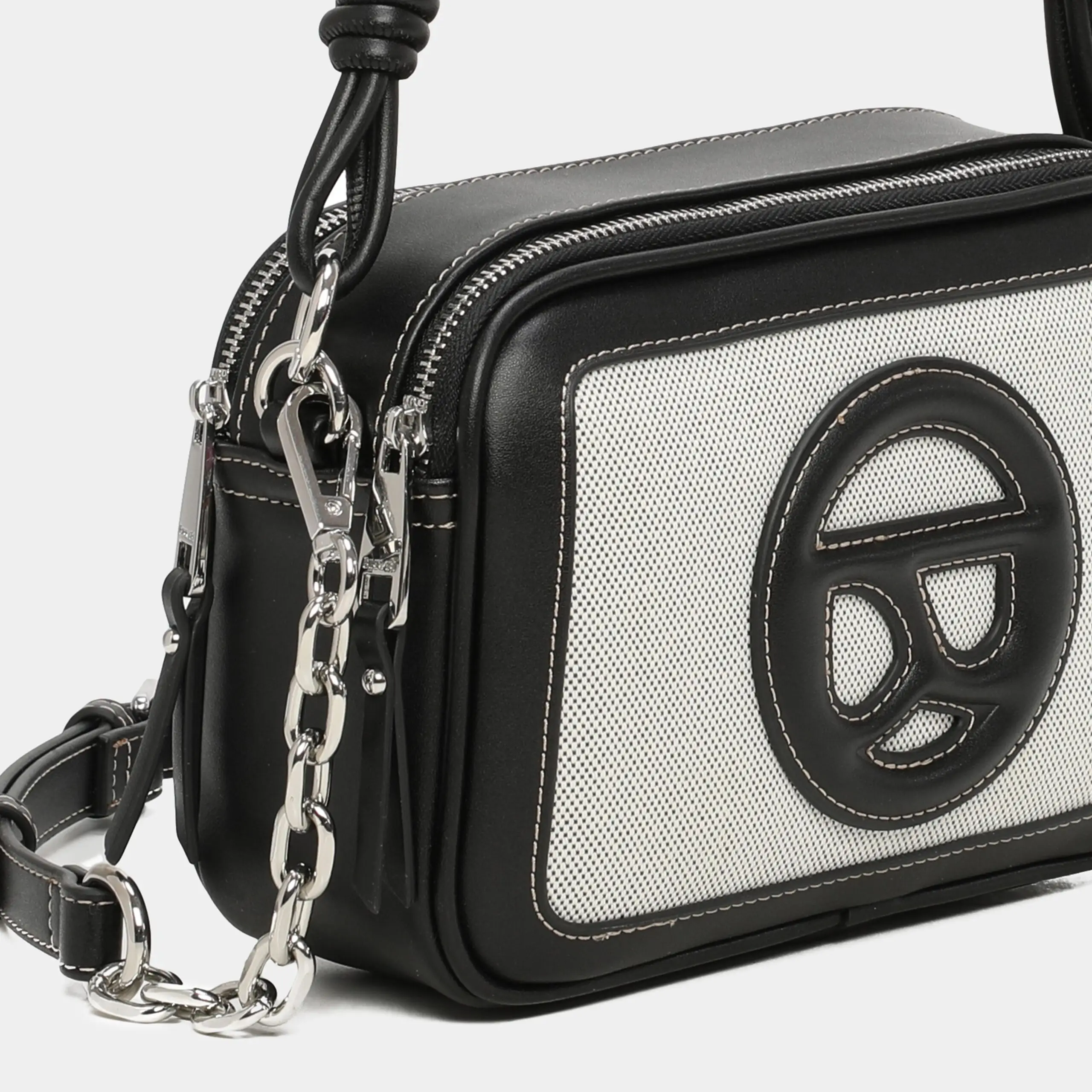 bolso-bandolera-esla-20464-negro-binnari-d-scaled Bolso bandolera Esla Binnari