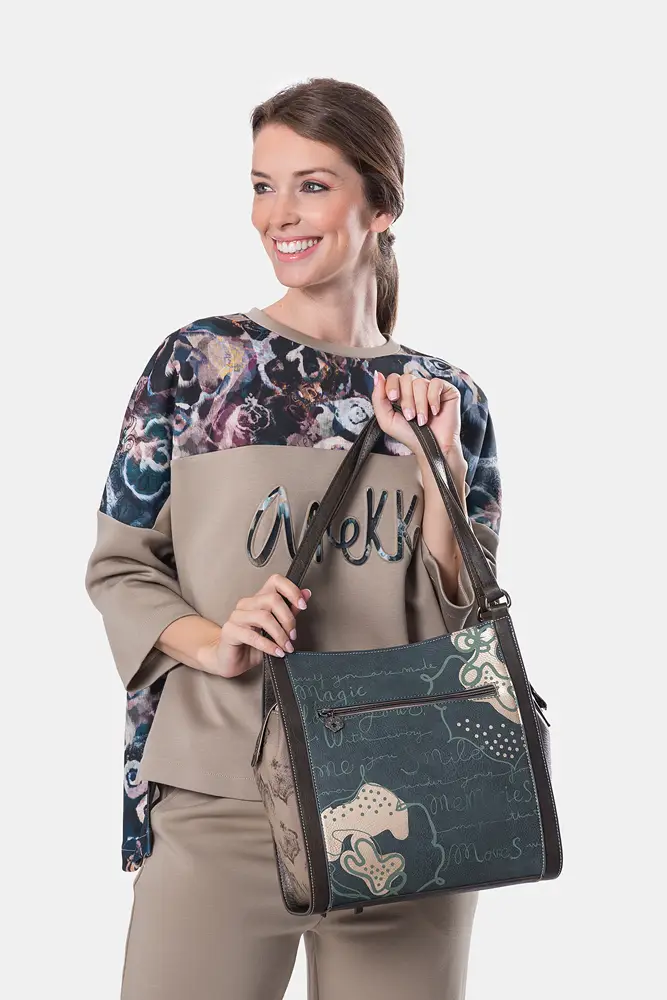 Modelo con 41702-204 vista forntal