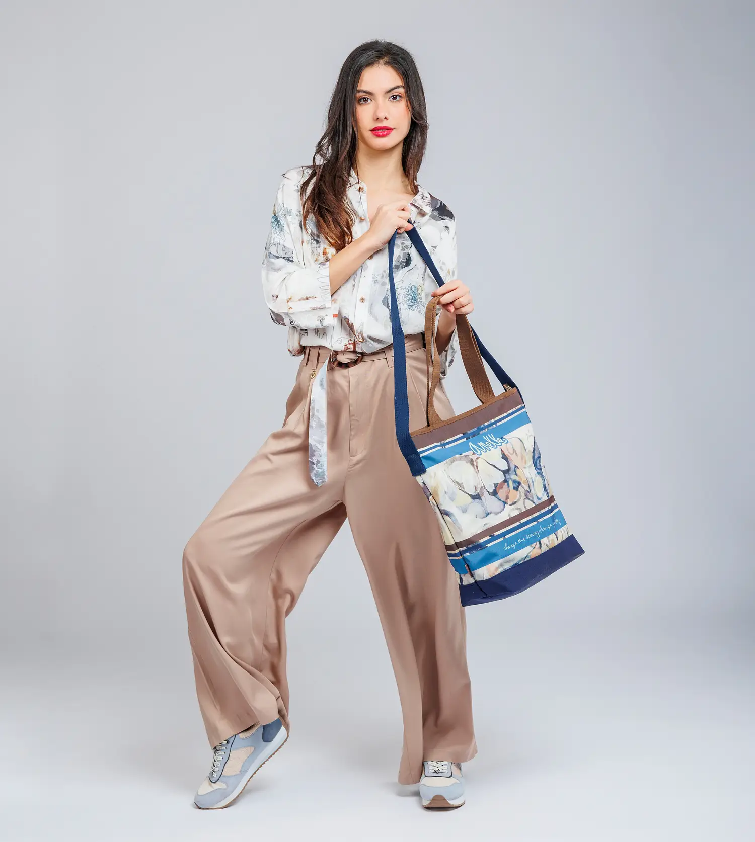 Bolsa De Playa marrón y azul